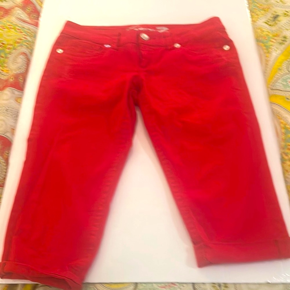 Seven 7 Red Cropped Pants